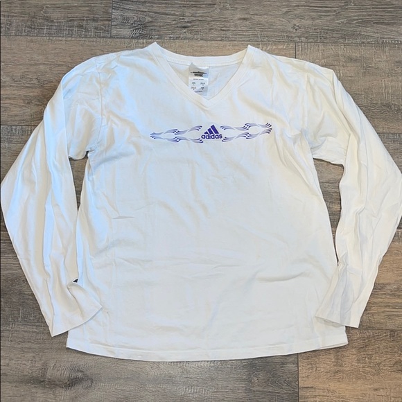 Tops - 3/$15 ✨ Adidas long sleeve T Shirt